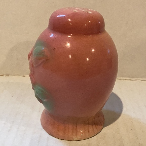 Vintage Hull Sunglow pottery pink salt and pepper shakers - Picture 3 of 14